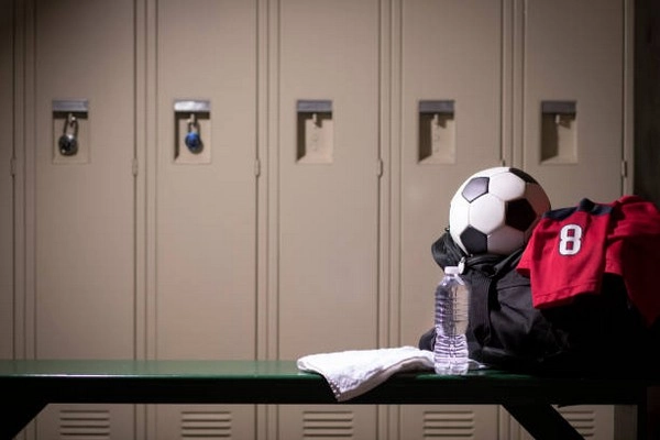 Mâu thuẫn cá nhân giữa các cầu thủ có ảnh hưởng đến hiệu suất thi đấu?