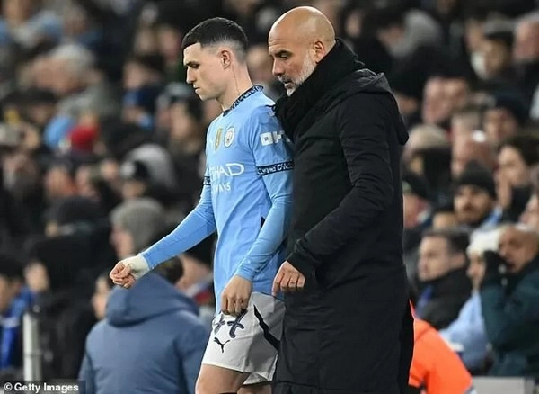 Áp lực huấn luyện viên tác động đội bóng đá ra sao?