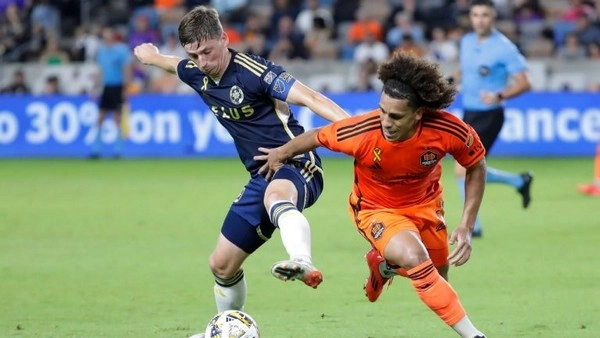 Tại sao phong độ đối đầu lịch sử đôi khi lại là cái bẫy đánh lừa bạn trong các trận Derby?