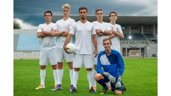 Sự phản kháng mềm trong bóng đá có phải là cách chống lại huấn luyện viên?