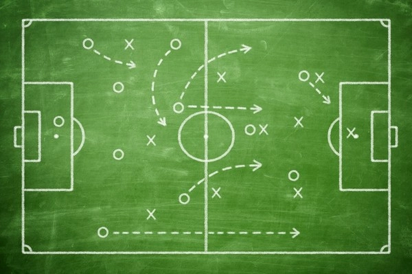 Lối chơi Tiki-taka còn phù hợp với bóng đá hiện đại không?